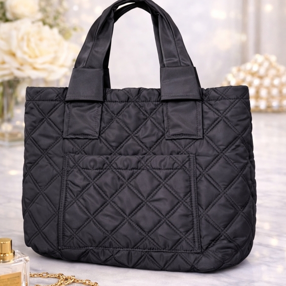 Marc Jacobs Quilted Black Tote - Picture 2 of 4